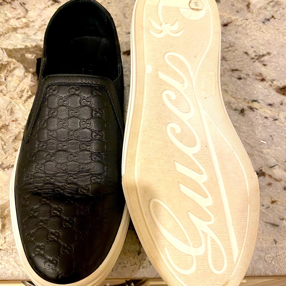 Gucci slipping sneaker flats